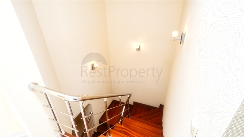 Пентхаус с 4 спальнями в 200 метрах от пляжей Коньяалты