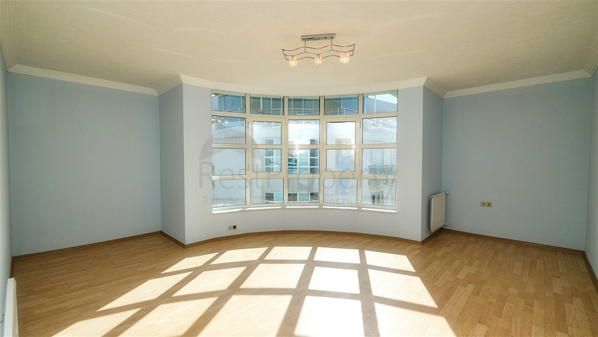 Пентхаус с 4 спальнями в 200 метрах от пляжей Коньяалты