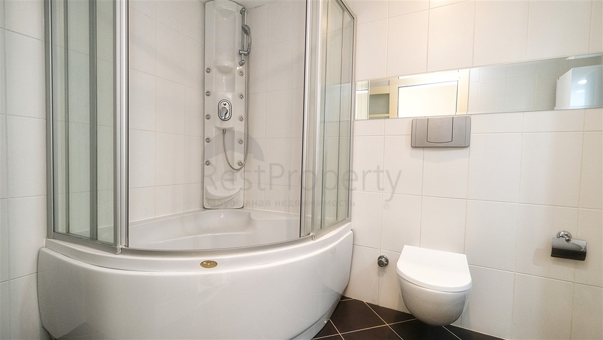 Пентхаус с 4 спальнями в 200 метрах от пляжей Коньяалты