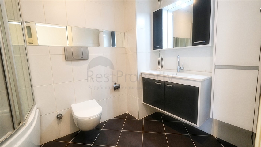 Пентхаус с 4 спальнями в 200 метрах от пляжей Коньяалты