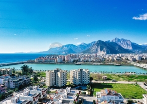 Пентхаус с 4 спальнями в 200 метрах от пляжей Коньяалты