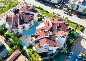 Пентхаус с 4 спальнями в 200 метрах от пляжей Коньяалты