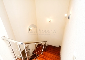 Пентхаус с 4 спальнями в 200 метрах от пляжей Коньяалты