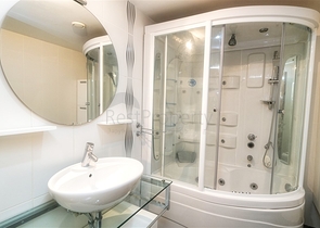 Пентхаус с 4 спальнями в 200 метрах от пляжей Коньяалты