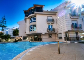 Пентхаус с 4 спальнями в 200 метрах от пляжей Коньяалты