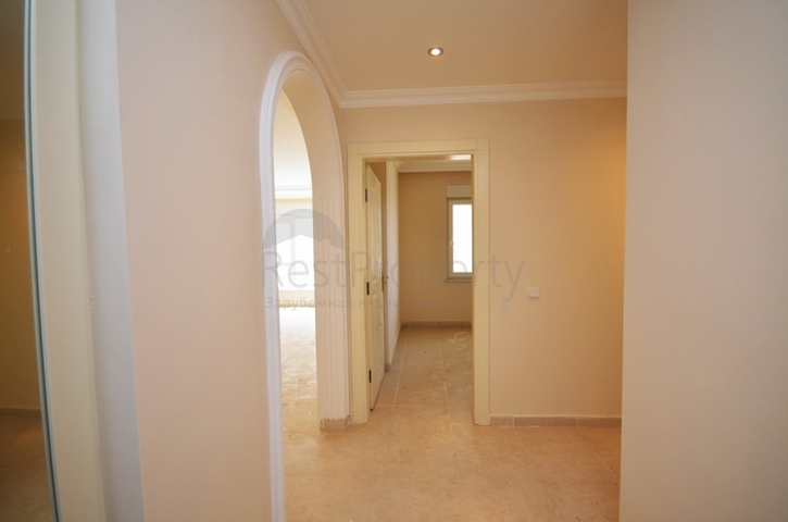 Трехкомнатная квартира в Махмутларе