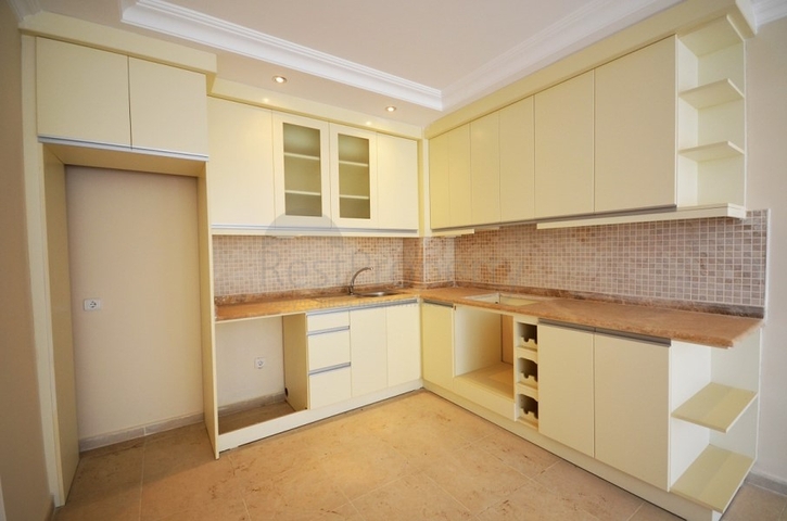 Трехкомнатная квартира в Махмутларе