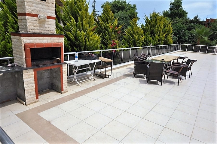 Трехкомнатная квартира в Махмутларе