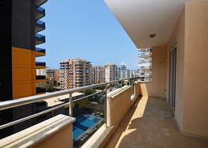 Трехкомнатная квартира в Махмутларе