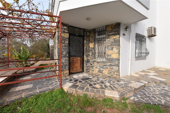 Двухкомнатная квартира в районе Тосмур