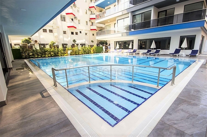 Трехкомнатная квартира с видом на море