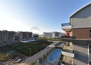 Меблированный пентхаус планировки 2+1