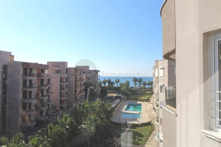 Трехкомнатная квартира в районе Тосмур