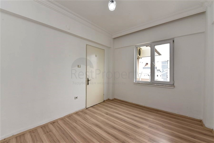 Трехкомнатная квартира в районе Тосмур