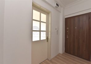 Трехкомнатная квартира в районе Тосмур