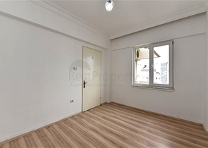 Трехкомнатная квартира в районе Тосмур