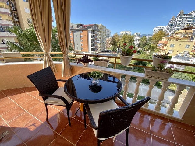 Трехкомнатная квартира в Махмутларе