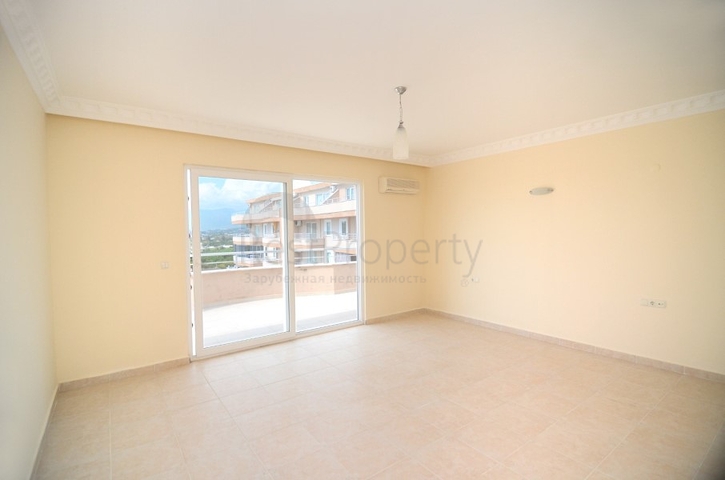 Пентхаус планировки 4+1 в районе Махмутлар