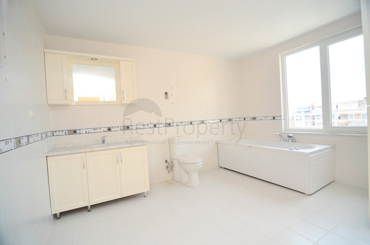 Пентхаус планировки 4+1 в районе Махмутлар