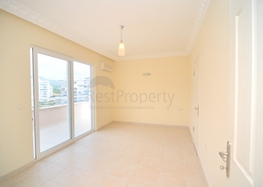 Пентхаус планировки 4+1 в районе Махмутлар