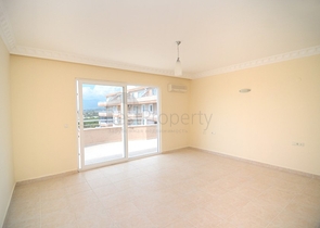 Пентхаус планировки 4+1 в районе Махмутлар