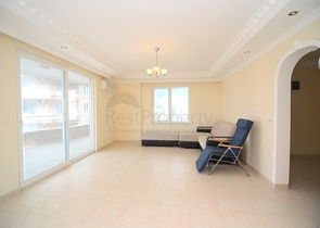 Пентхаус планировки 4+1 в районе Махмутлар