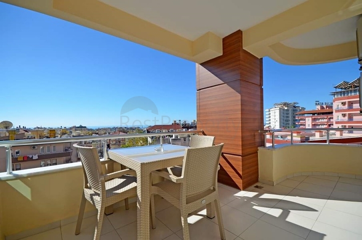 Двухкомнатная квартира в центре Алании