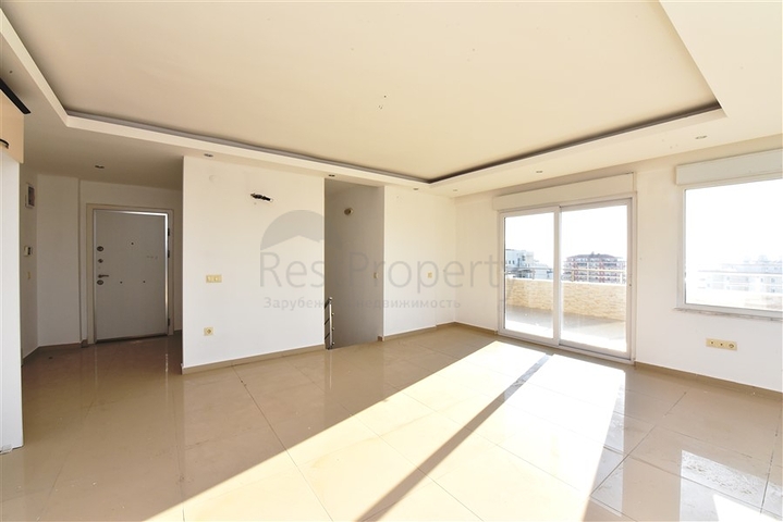 Пентхаус планировки 3+1 в районе Махмутлар