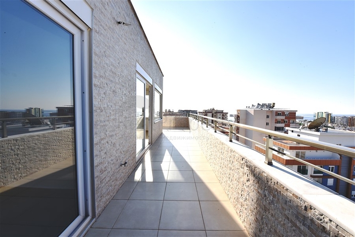 Пентхаус планировки 3+1 в районе Махмутлар