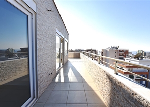 Пентхаус планировки 3+1 в районе Махмутлар