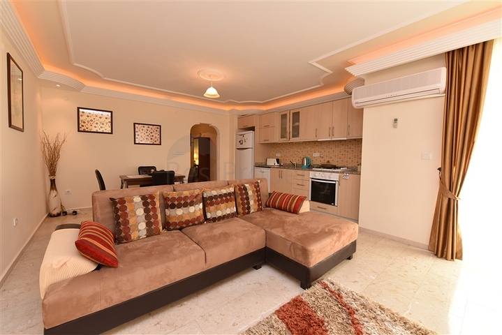 Трехкомнатная квартира на аренду в Махмутларе