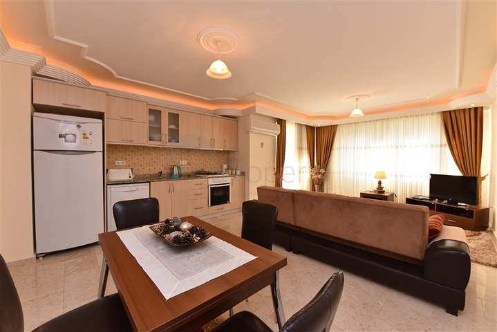 Трехкомнатная квартира на аренду в Махмутларе