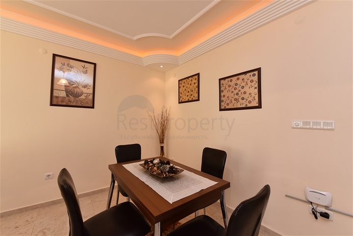 Трехкомнатная квартира на аренду в Махмутларе