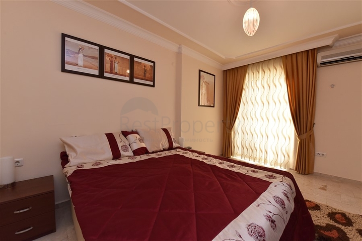 Трехкомнатная квартира на аренду в Махмутларе