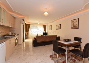 Трехкомнатная квартира на аренду в Махмутларе