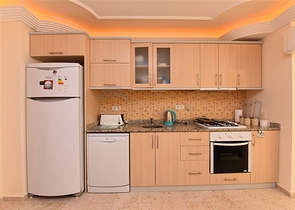 Трехкомнатная квартира на аренду в Махмутларе