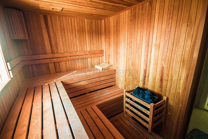 Большой пентхаус с видом на море и горы