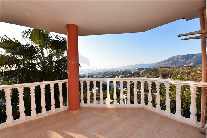 Двухэтажная вилла планировки 3+2