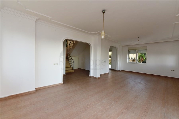 Двухэтажная вилла планировки 3+2