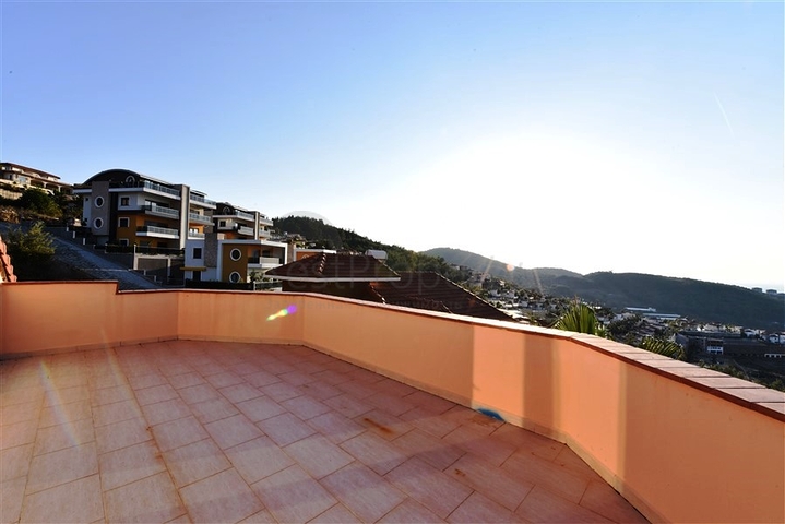 Двухэтажная вилла планировки 3+2