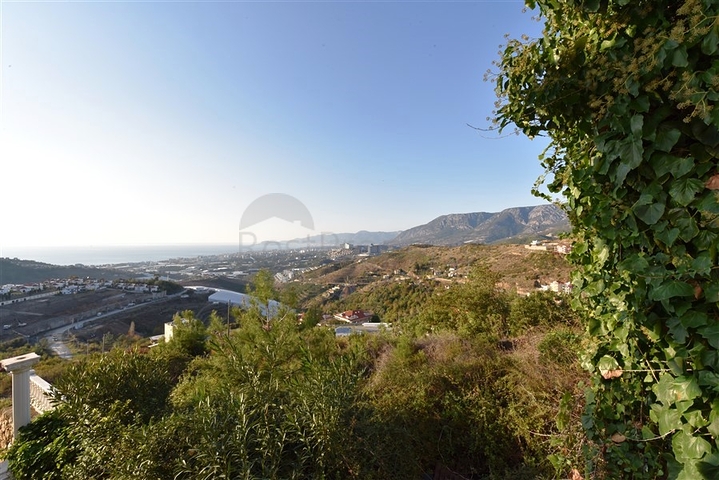 Двухэтажная вилла планировки 3+2