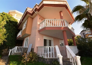 Двухэтажная вилла планировки 3+2