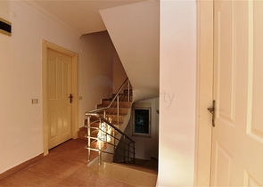 Двухэтажная вилла планировки 3+2