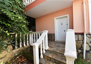 Двухэтажная вилла планировки 3+2