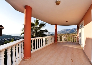 Двухэтажная вилла планировки 3+2