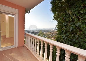 Двухэтажная вилла планировки 3+2