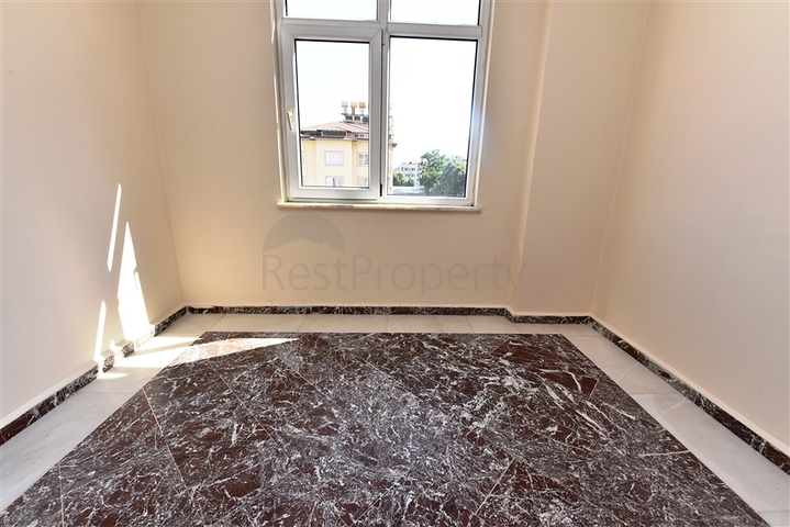 Квартиры и торговое помещение в районе Джикджилли