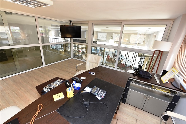 Квартиры и торговое помещение в районе Джикджилли