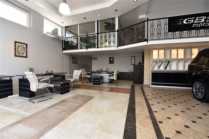 Квартиры и торговое помещение в районе Джикджилли