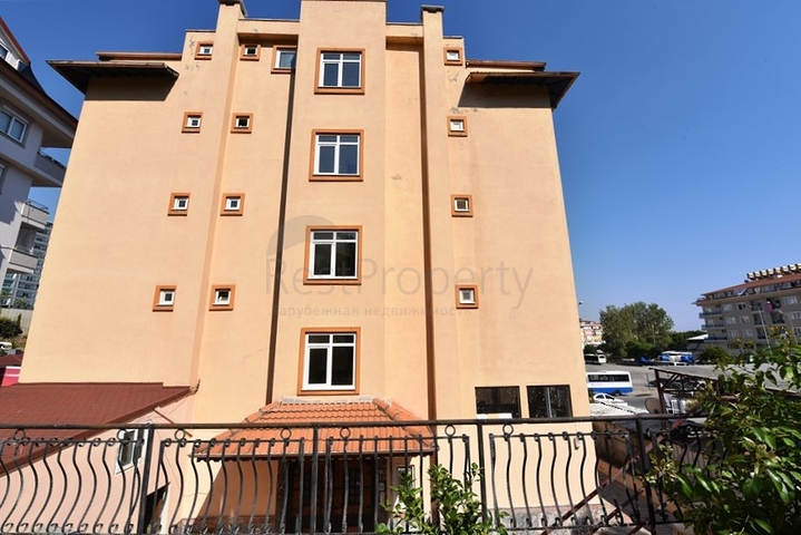 Квартиры и торговое помещение в районе Джикджилли